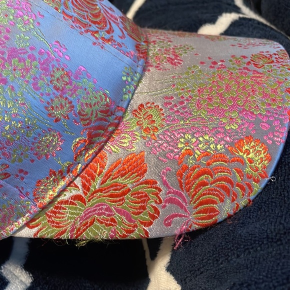 satin oriental Brocade OR Cotton crochet hats NWOT U Pick Newsboy style Unisex - Picture 4 of 6